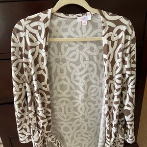 Xs lularoe Caroline